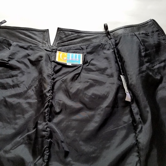 Vintage G-III Leather Skirt - Picture 5 of 8